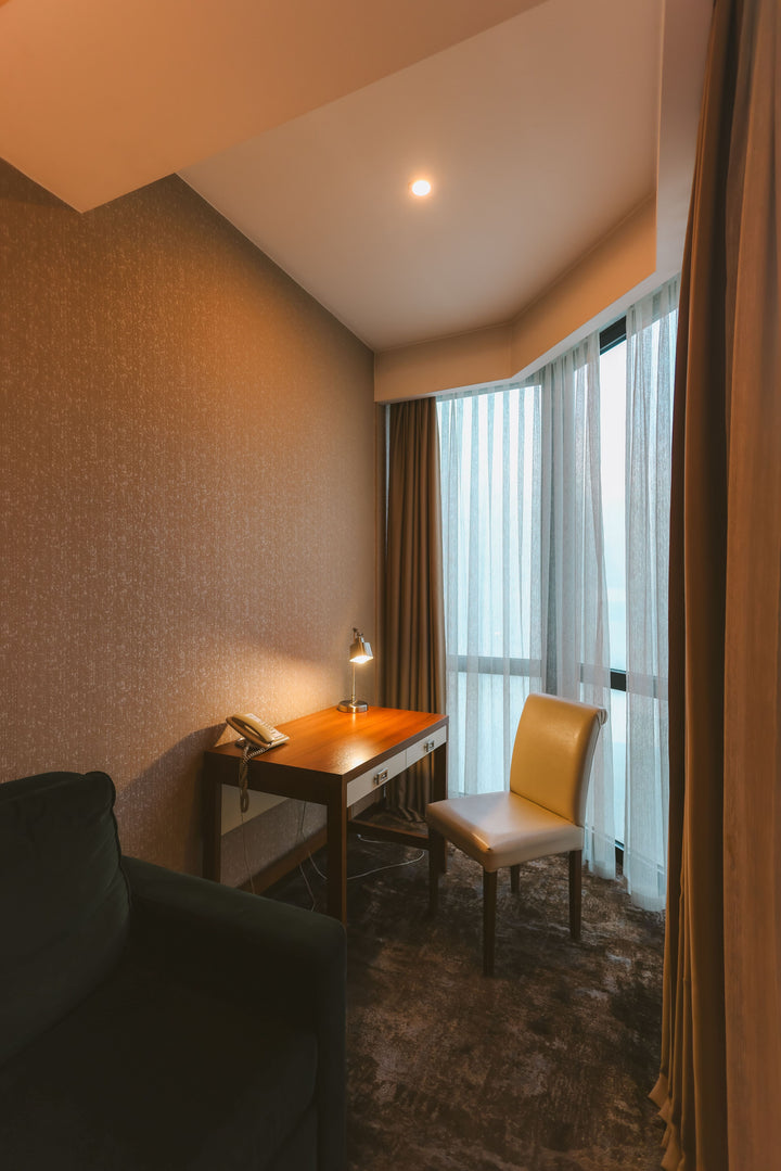 Hotel Bulk Study Desk
