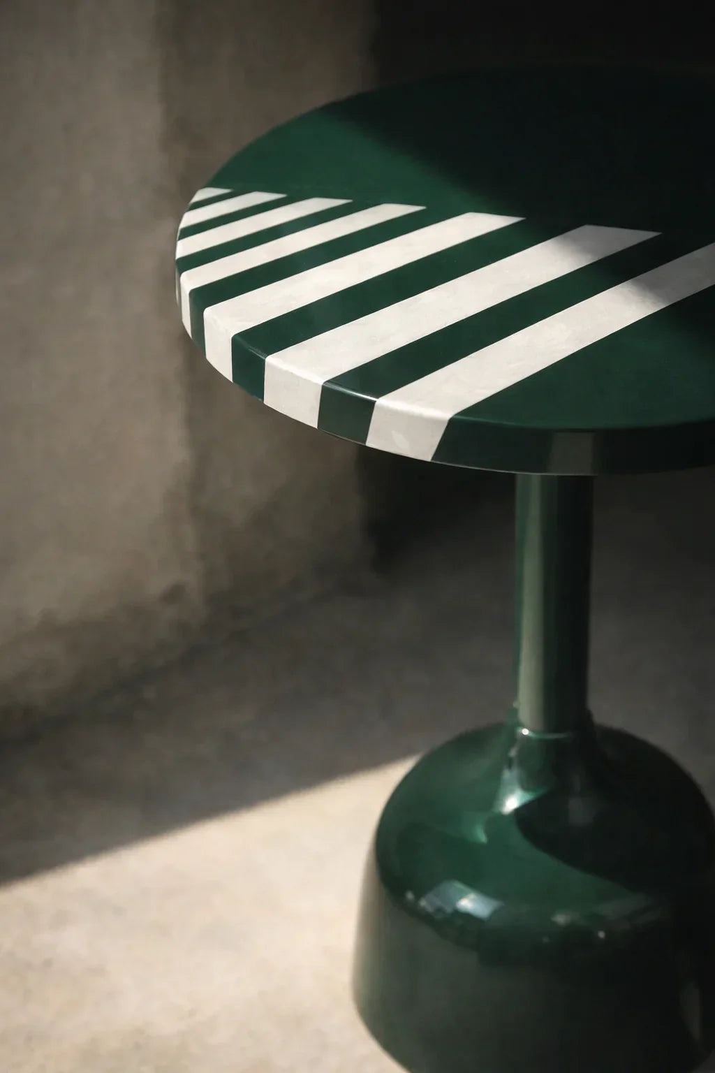 Verde Contemporary Accent Side Table